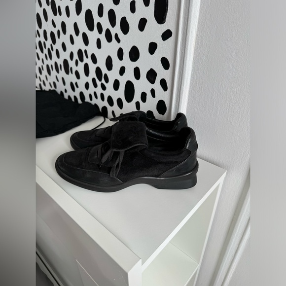 CHANEL Women's Black Leather Suede Long Tongue Sneakers - Picture 5 of 12